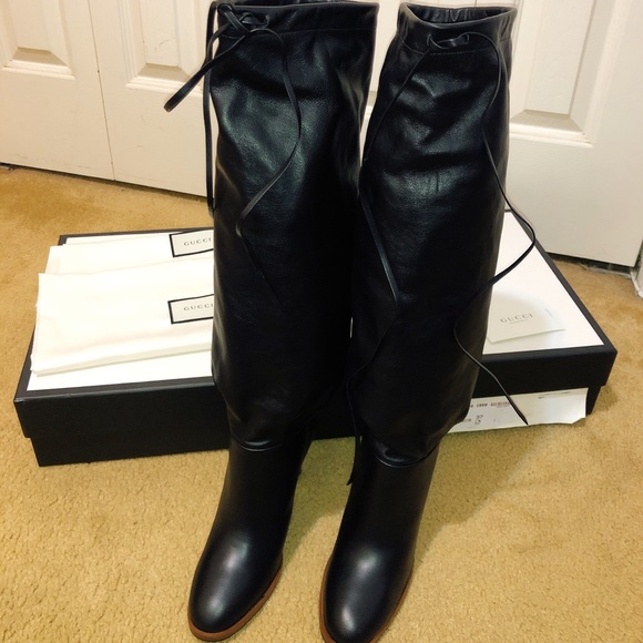 Gucci leather boots - Picture 1 of 13
